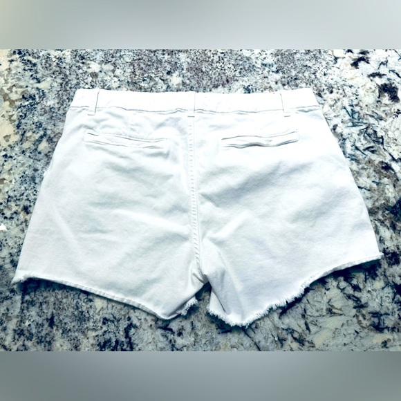 Sundry shorts - Picture 2 of 3
